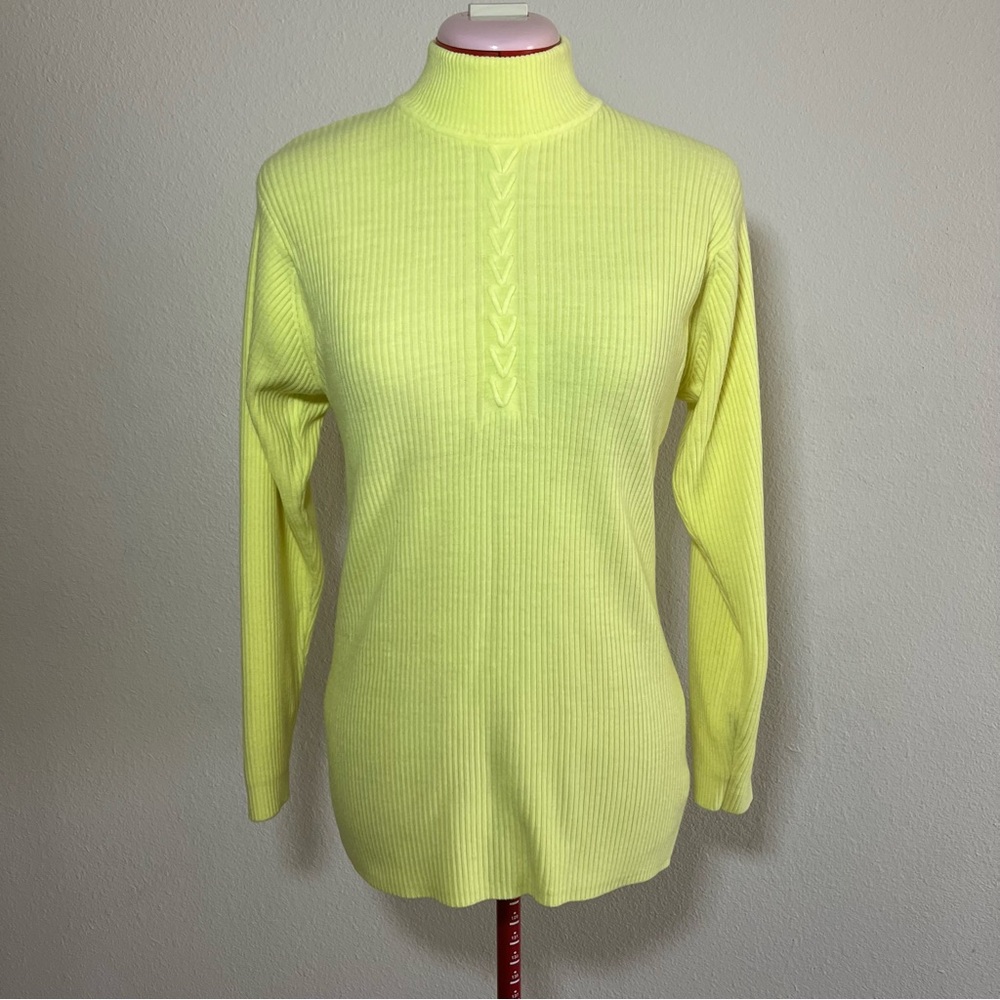Yellow Long Sleeve Mock Neck Sweater Size Small